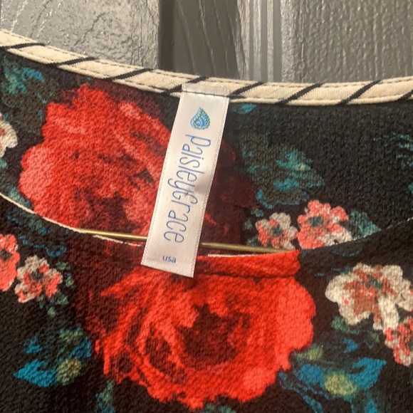 Black & red floral tunic - Picture 3 of 5